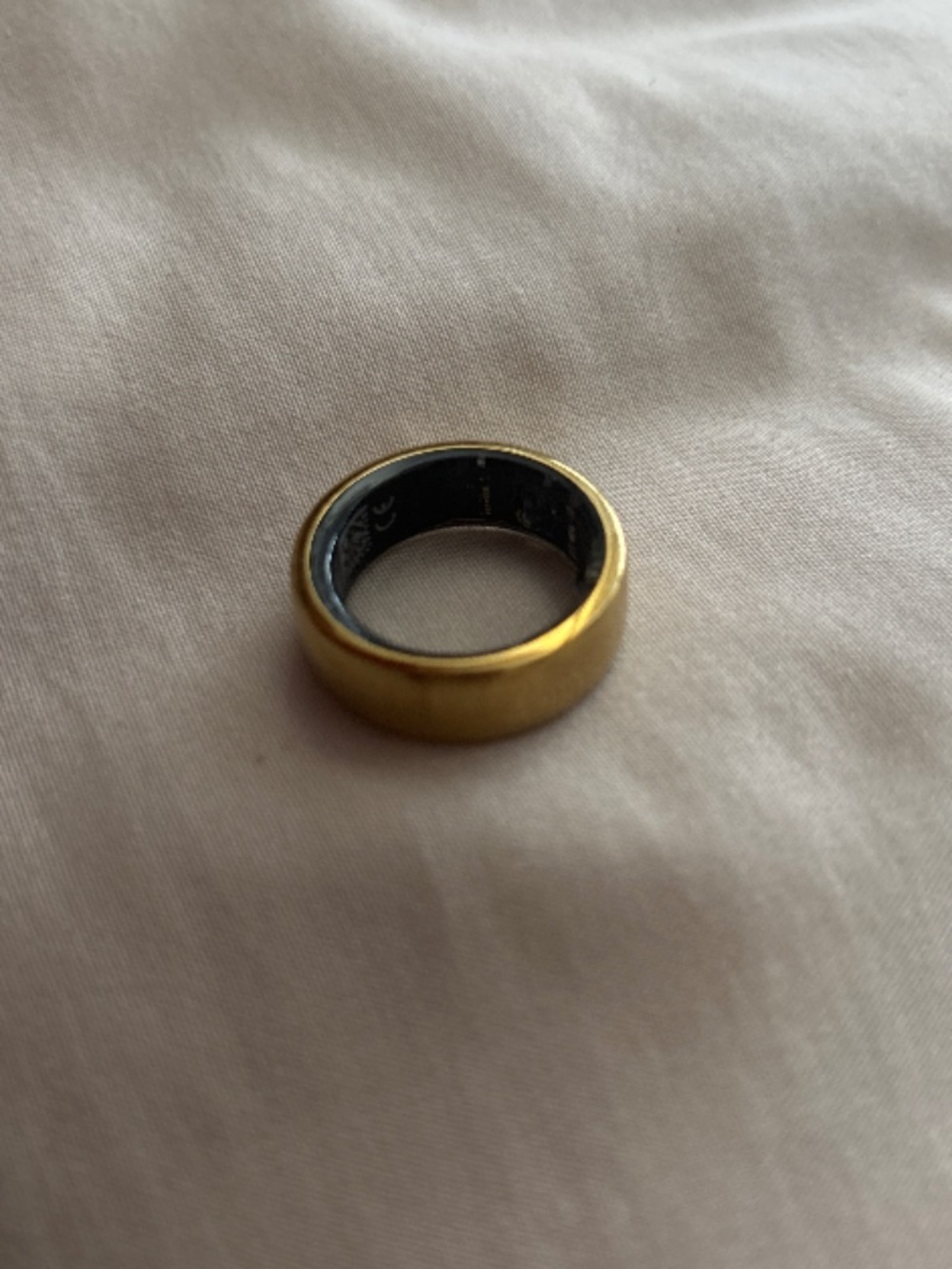 Unused Oura Ring Gen 3 Horizon - Gold - Size 9 (With Charger & Box)"
